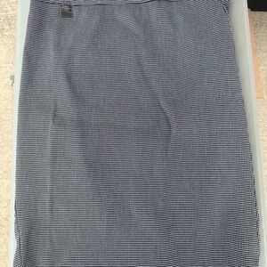 Classic Black and White Houndstooth Skirt